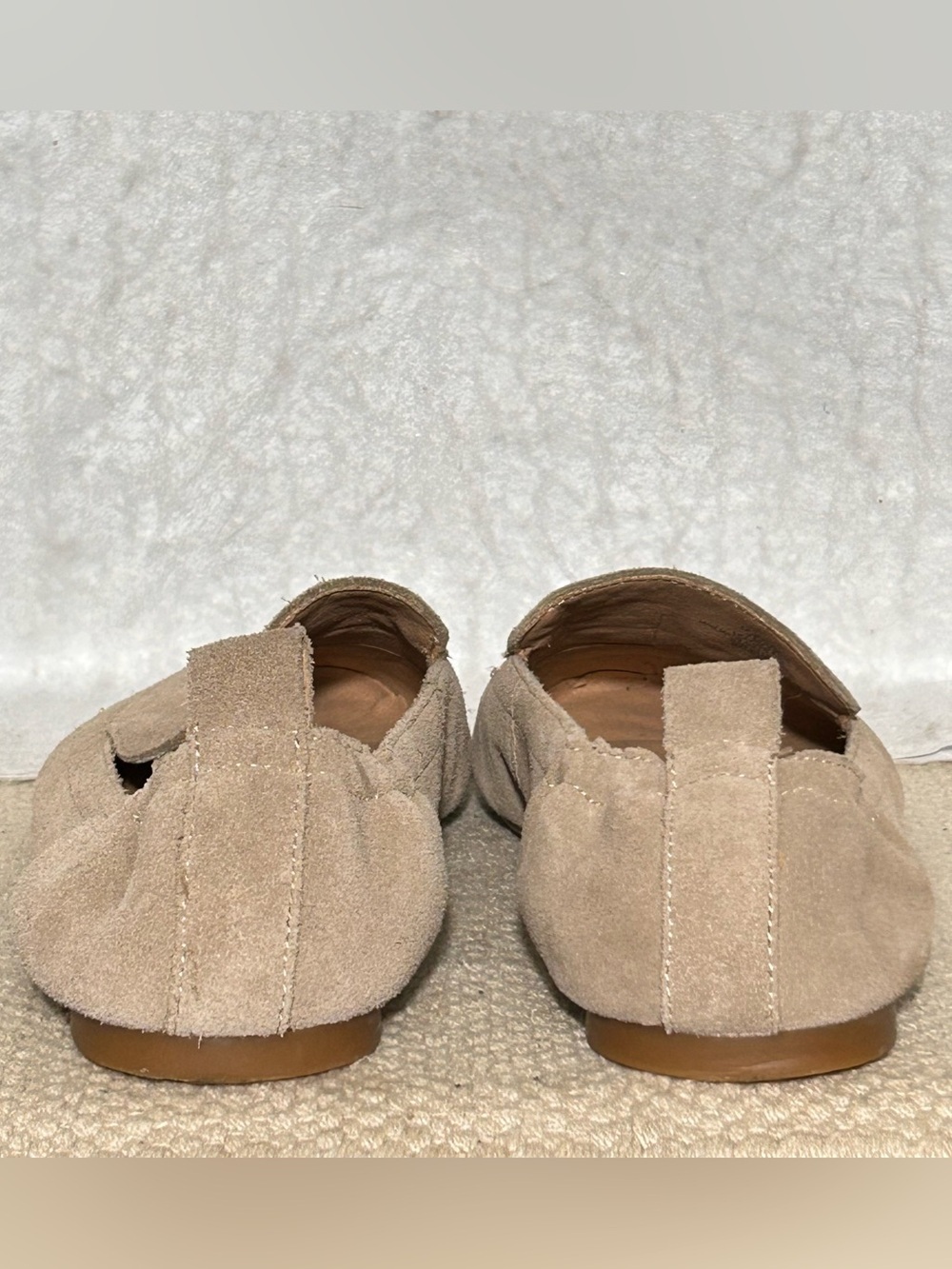 Lucky Brand Womens MyLyndia Tan Suede Bendable Casual SlipOn Loafer Shoes SZ 7M - Picture 4 of 11